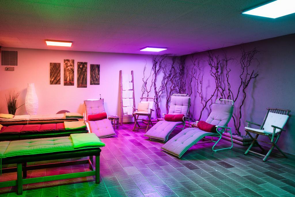 Hotel-Restaurant Zur Krone 론베르크 외부 사진