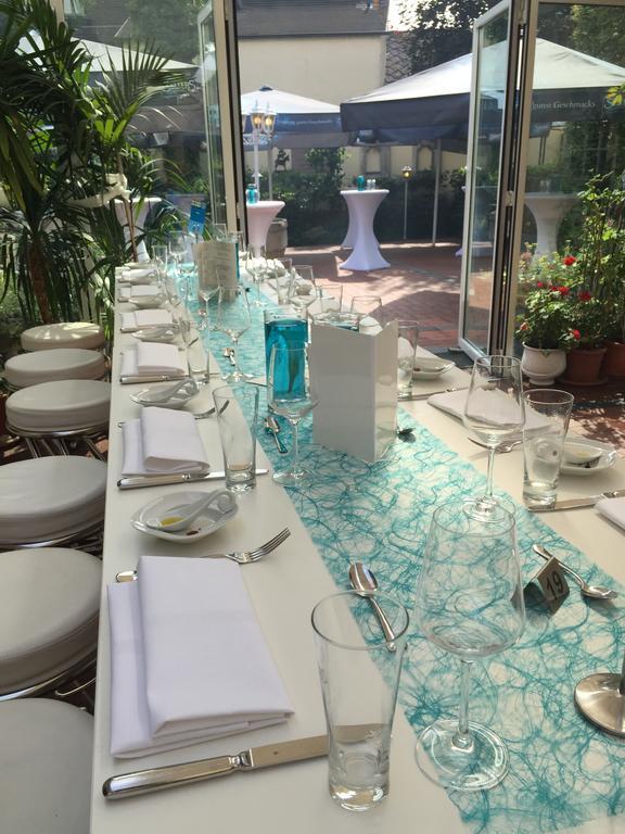 Hotel-Restaurant Zur Krone 론베르크 외부 사진